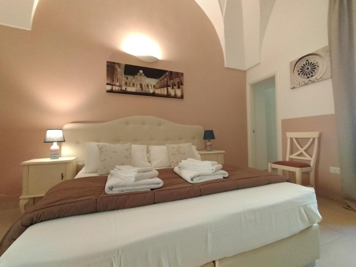 Casa Mamma Elvira Bed & Breakfast Lecce Exterior photo